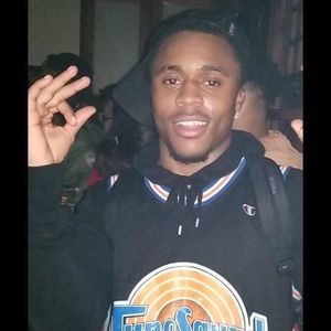 Meet your Posher, Emanuel